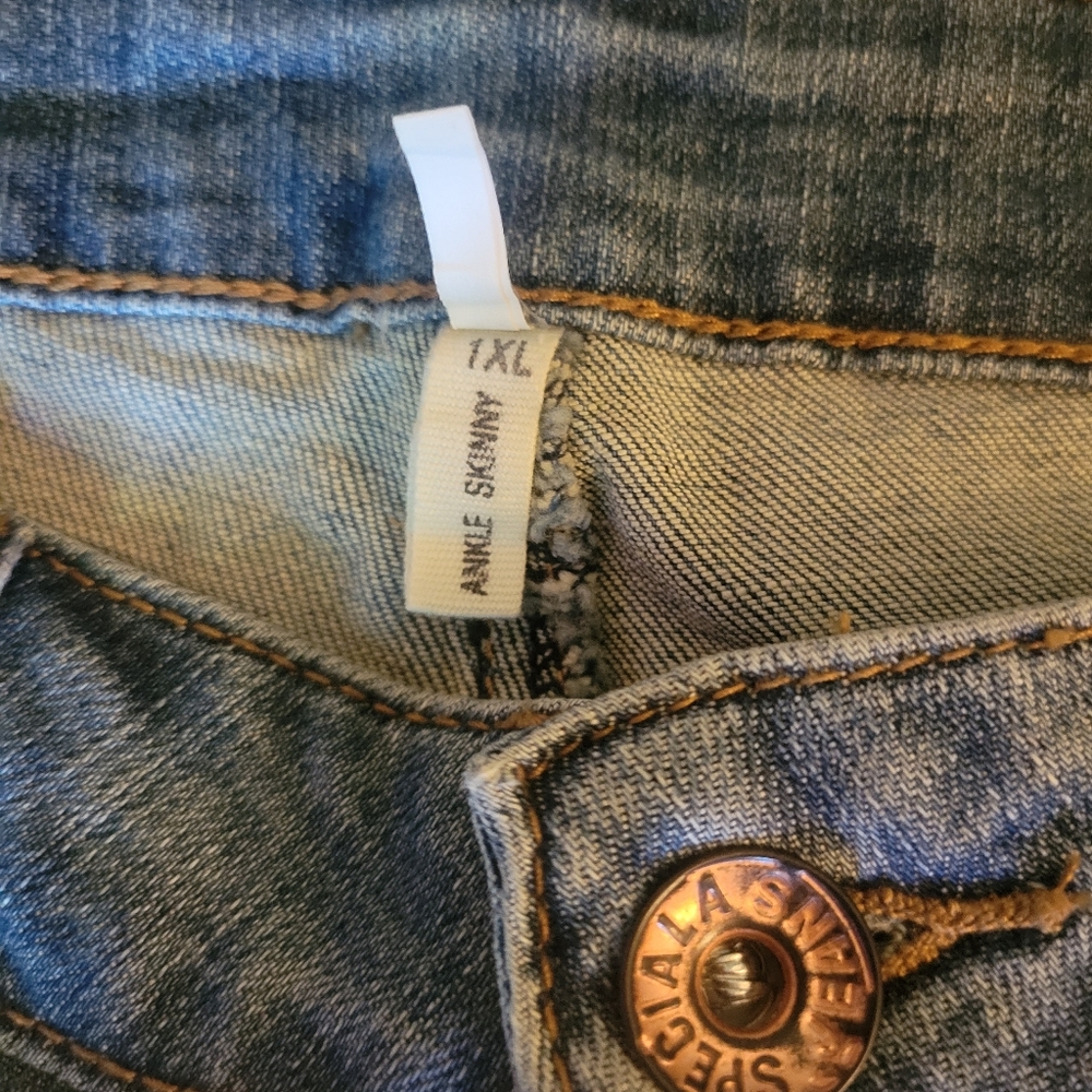 NWT Special A Distressed Ankle Skinny Jeans SZ 1X - Picture 4 of 10